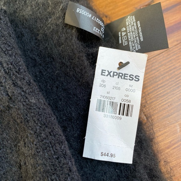 Express Lot Of 3 Scarves Gray And Black NWT - Picture 7 of 7